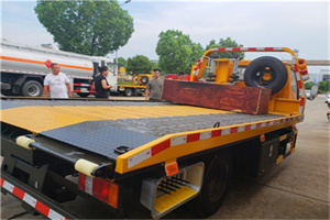 清镇附近拖车电话号码服务